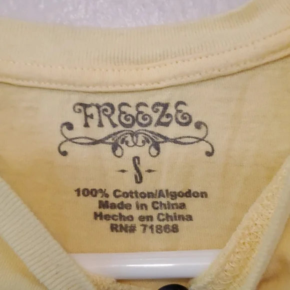 Graphic Tee - Picture 3 of 4